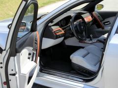 滋賀県中古車　BMW M5 M5
