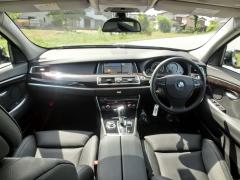 滋賀県中古車　BMW 5シリーズ 535i グランツーリスモ　コンフォートパッケージ