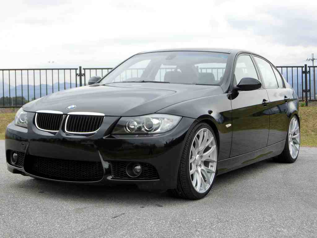 滋賀県中古車　BMW 3シリーズ 320i　M3エアロ