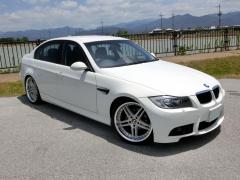 滋賀県中古車　BMW 3シリーズ 320i　ハイライン