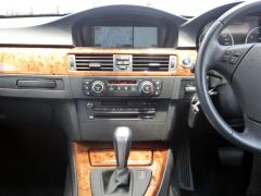 滋賀県中古車　BMW 3シリーズ 320i　ハイライン