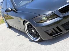滋賀県中古車　BMW 3シリーズ 320i　