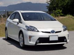 滋賀県中古車　トヨタ プリウス Ｓツーリングセレクション