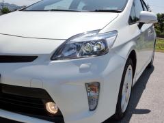 滋賀県中古車　トヨタ プリウス Ｓツーリングセレクション
