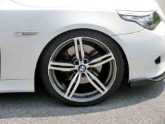 滋賀県中古車　BMW 5シリーズ 540i Ｍスポーツ　左ハンドル