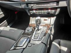 滋賀県中古車　BMW 5シリーズ 535i