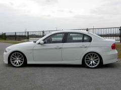 滋賀県中古車　BMW 3シリーズ 323i ハイライン