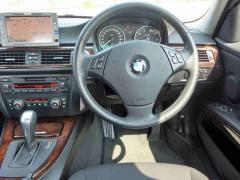滋賀県中古車　BMW 3シリーズ 323i ハイライン