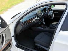 滋賀県中古車　BMW 3シリーズ 323i ハイライン