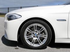 滋賀県中古車　BMW 5シリーズ 523i Mスポーツ