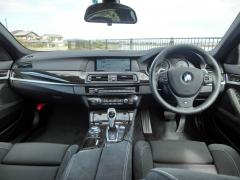 滋賀県中古車　BMW 5シリーズ 523i Mスポーツ