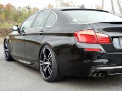 滋賀県中古車　BMW 5シリーズ ５２８i ２０AW　車高調　Mスポエアロ