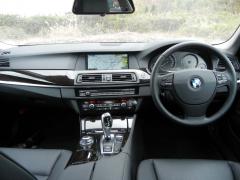 滋賀県中古車　BMW 5シリーズ ５２８i ２０AW　車高調　Mスポエアロ