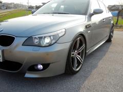 滋賀県中古車　BMW 5シリーズ 530i M5スタイル