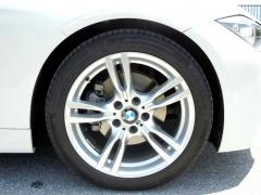 滋賀県中古車　BMW 3シリーズ 320i Mスポーツ