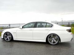 滋賀県中古車　BMW 5シリーズ 528i Mスポーツ仕様