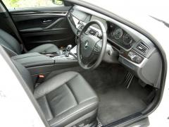 滋賀県中古車　BMW 5シリーズ 528i Mスポーツ仕様