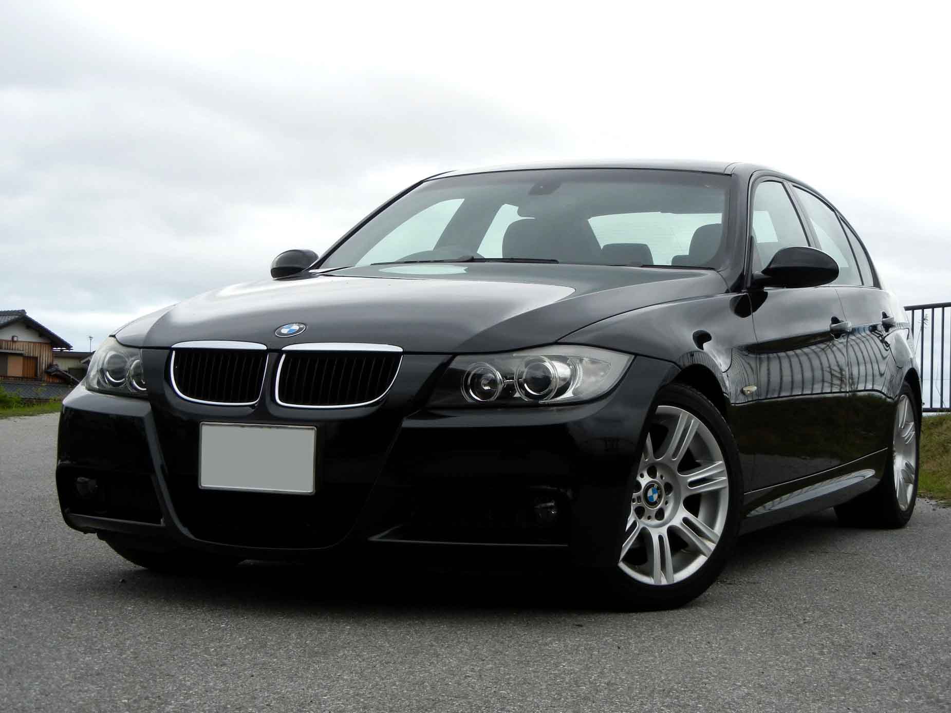 滋賀県中古車　BMW 3シリーズ 320i Mスポーツパッケージ