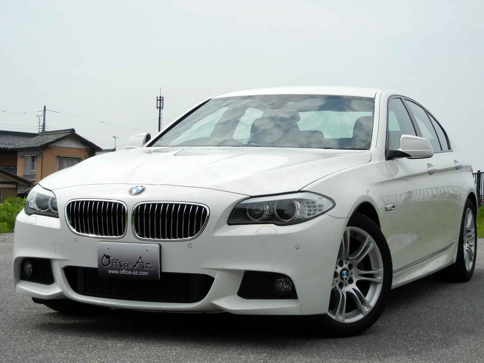 滋賀県中古車　BMW 5シリーズ 523i Mスポーツパッケージ