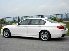 滋賀県中古車　BMW 5シリーズ 523i Mスポーツパッケージ