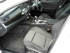 滋賀県中古車　BMW 5シリーズ 523i Mスポーツパッケージ