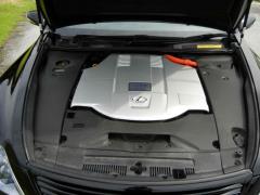 滋賀県中古車　レクサス LS LS600h Ｉパッケージ