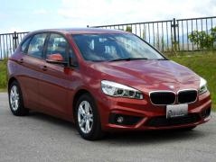 滋賀県中古車　BMW 2シリーズ 218i アクティブツアラー　