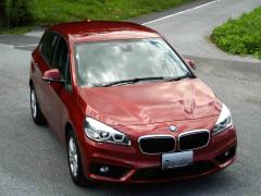 滋賀県中古車　BMW 2シリーズ 218i アクティブツアラー　