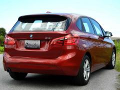 滋賀県中古車　BMW 2シリーズ 218i アクティブツアラー　
