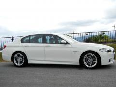 滋賀県中古車　BMW 5シリーズ 523d Ｍスポーツパッケージ