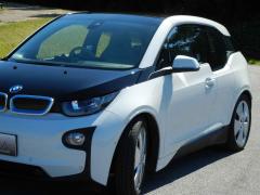 滋賀県中古車　BMW i3 レンジエクステンダー装着車