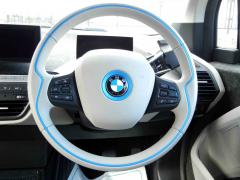 滋賀県中古車　BMW i3 ベースグレード