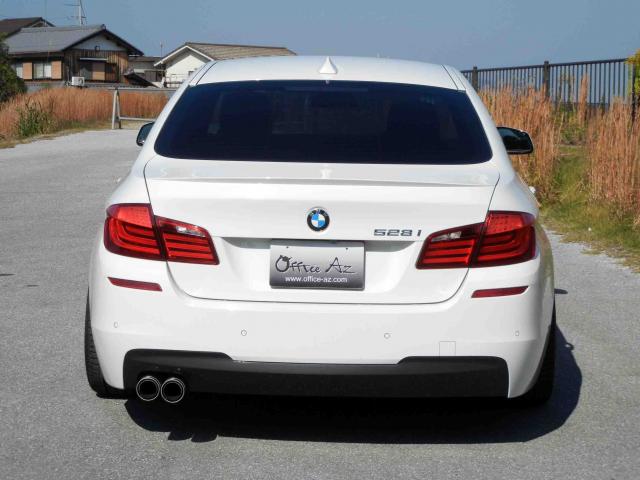 滋賀県中古車　BMW 5シリーズ 528i Mスポーツパッケージ