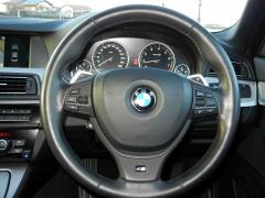 滋賀県中古車　BMW 5シリーズ 528i Mスポーツパッケージ