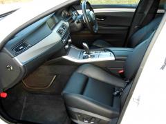 滋賀県中古車　BMW 5シリーズ 528i Mスポーツパッケージ