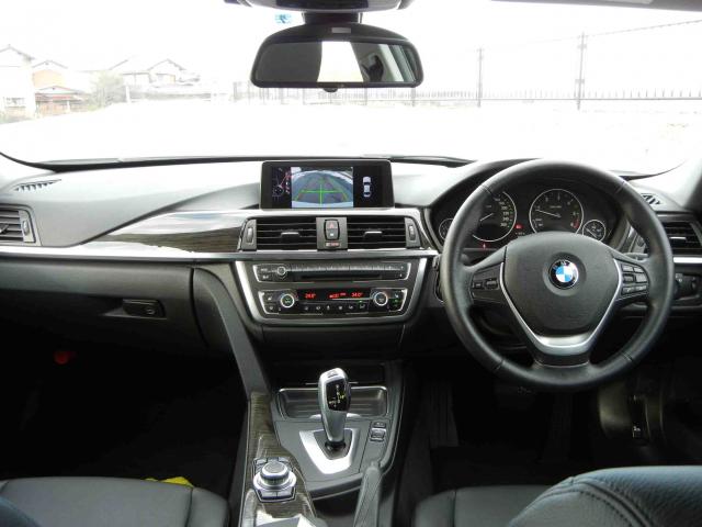 滋賀県中古車　BMW 3シリーズ 320d ラグジュアリー