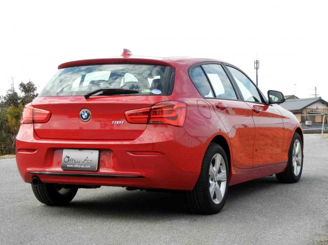 滋賀県中古車　BMW 1シリーズ 118i スポーツ
