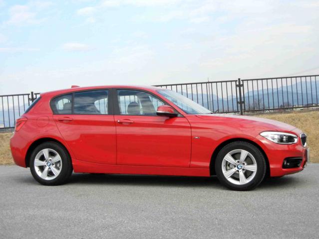 滋賀県中古車　BMW 1シリーズ 118i スポーツ