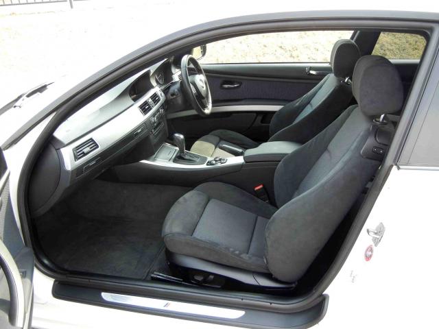 滋賀県中古車　BMW 3シリーズ　クーペ 320i Mスポーツパッケージ