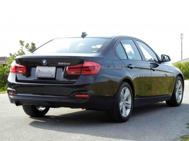 滋賀県中古車　BMW 3シリーズ 320d スポーツ