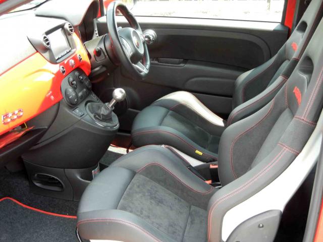 滋賀県中古車　選択してください アバルト500 フェラーリディーラーズエディション