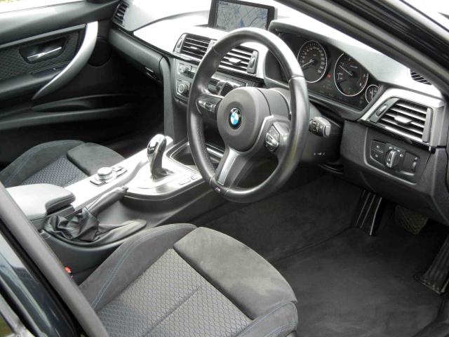 滋賀県中古車　BMW 3シリーズ 320d　ブルーパフォーマンスMスポーツ