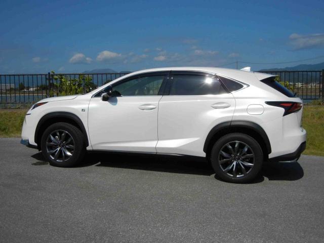 滋賀県中古車　レクサス NX NX200t Fスポーツ