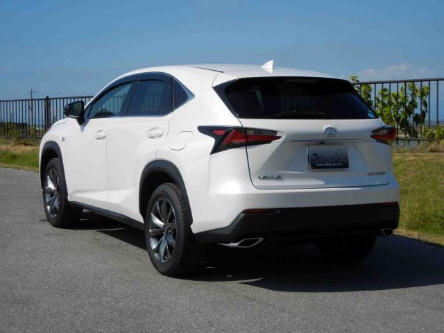 滋賀県中古車　レクサス NX NX200t Fスポーツ