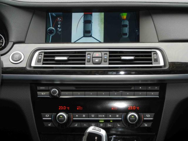滋賀県中古車　BMW 7シリーズ 750i コンフォートパッケージ