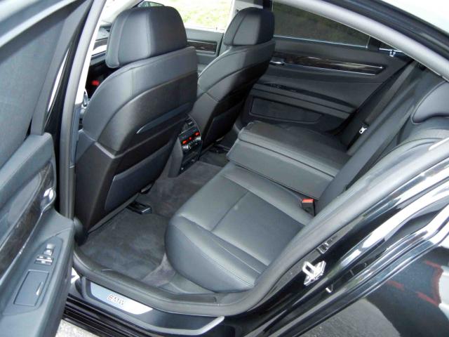 滋賀県中古車　BMW 7シリーズ 750i コンフォートパッケージ