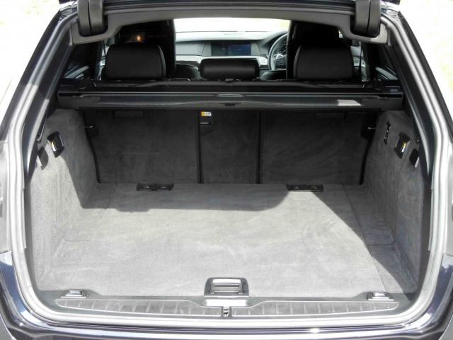 滋賀県中古車　BMW 5シリーズ　ツーリング 535i Mスポーツパッケージ