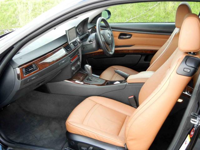 滋賀県中古車　BMW 3シリーズ クーペ 320i ハイラインパッケージ