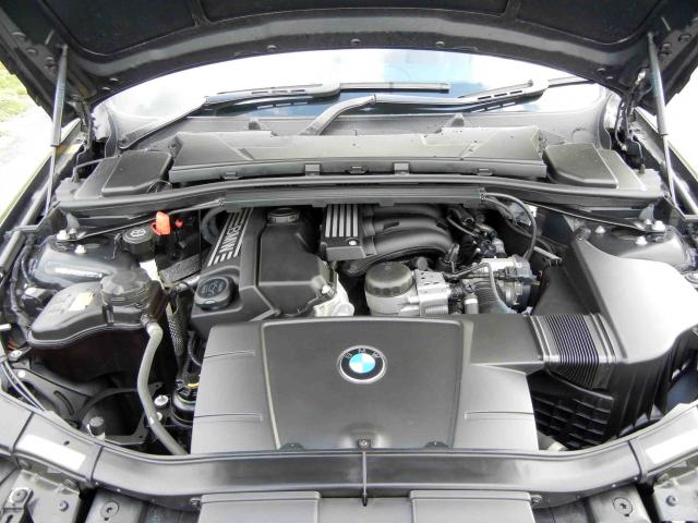 滋賀県中古車　BMW 3シリーズ クーペ 320i ハイラインパッケージ