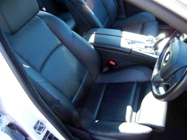 滋賀県中古車　BMW 5シリーズ 528i Mスポーツパッケージ